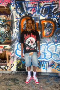 Oversized Red "Art Heals Pain"