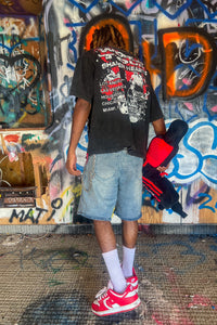 Oversized Red "Art Heals Pain"